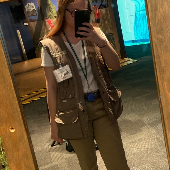 Meet your Posher, Abbie - Picture 1 of 1